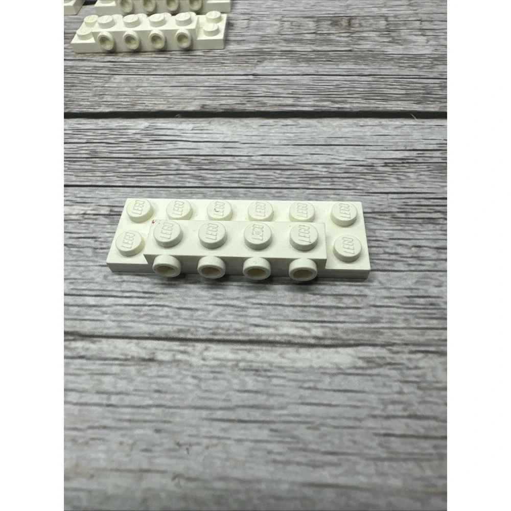 87609 LEGO Parts‎ Plate Modified 2x6x2/3 w/ 4 Studs on Side WHITE QTY 7